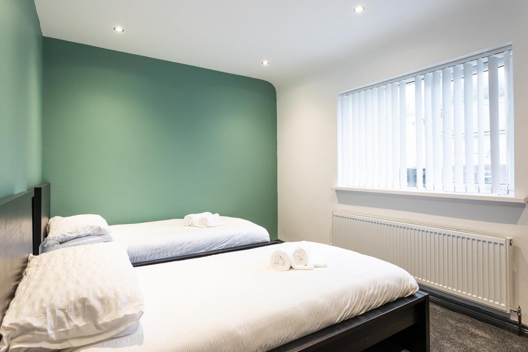 Fully Refurbished North Belfast Home 2 Eksteriør billede