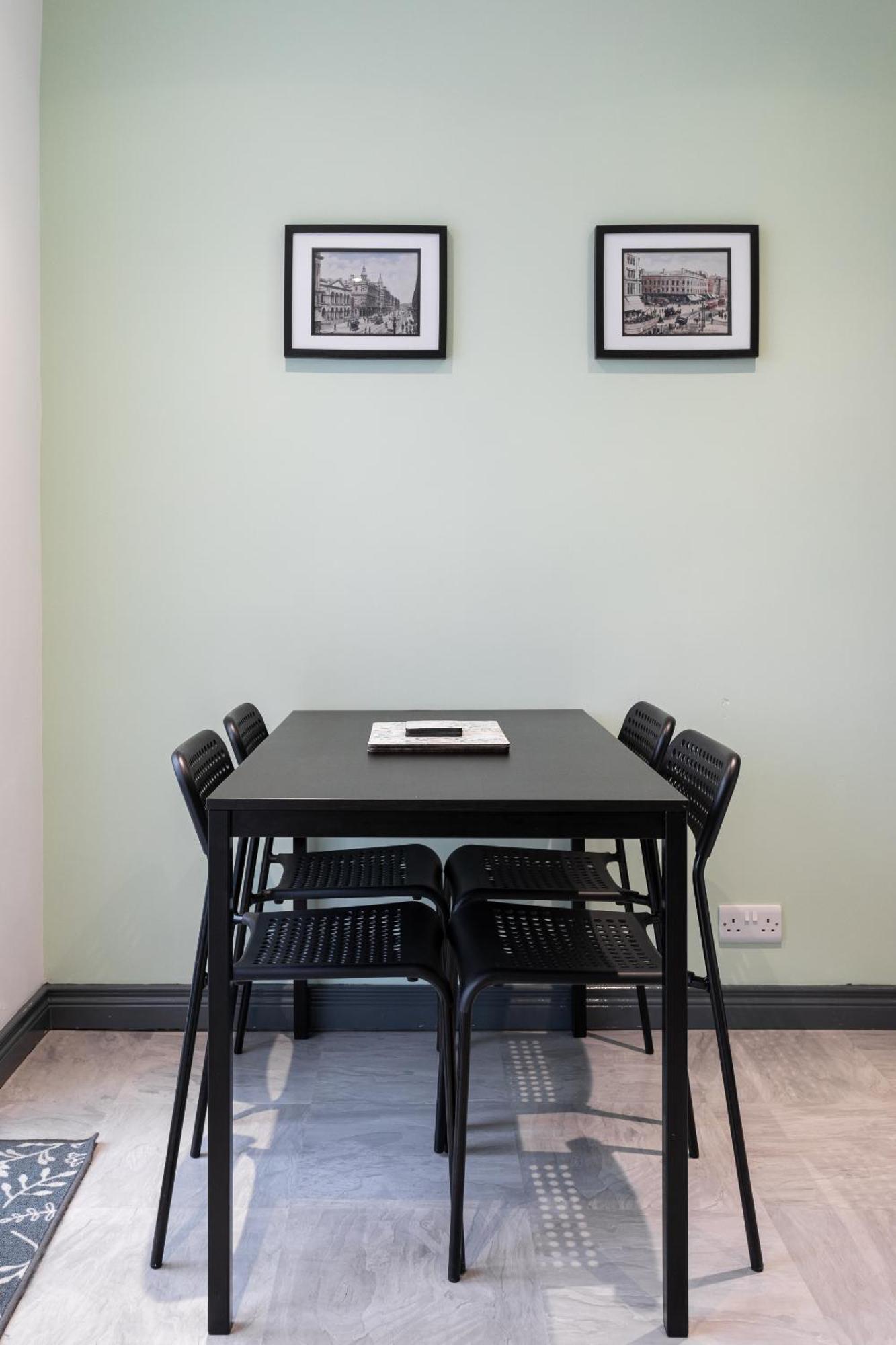 Fully Refurbished North Belfast Home 2 Eksteriør billede